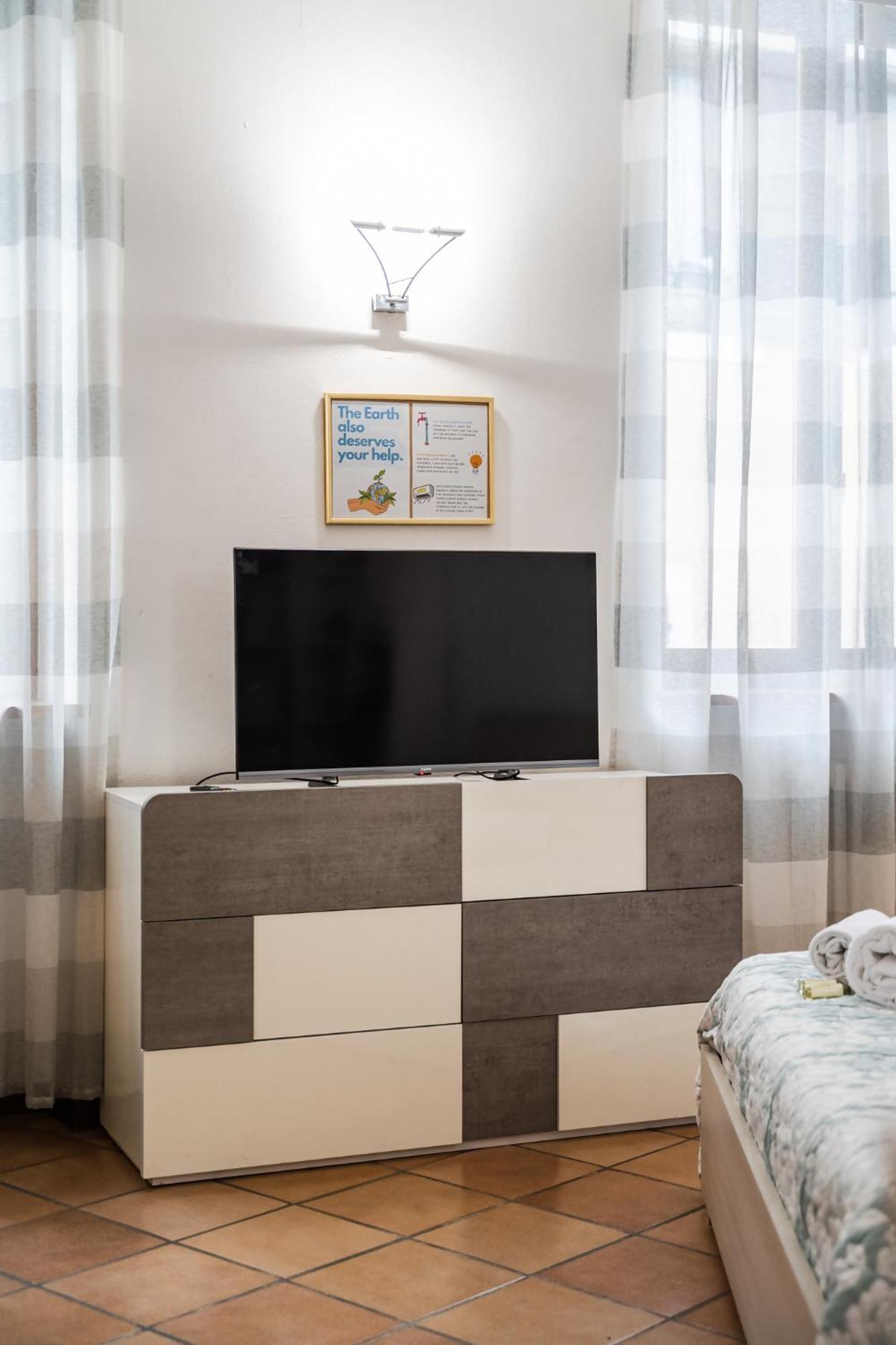 Riverwalk Al Castello Indipendent Apartments Βερόνα Εξωτερικό φωτογραφία